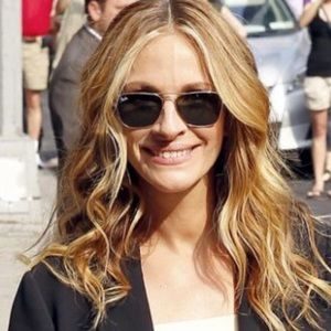 RAYBAN CARAVAN SUNGLASSES GOLD